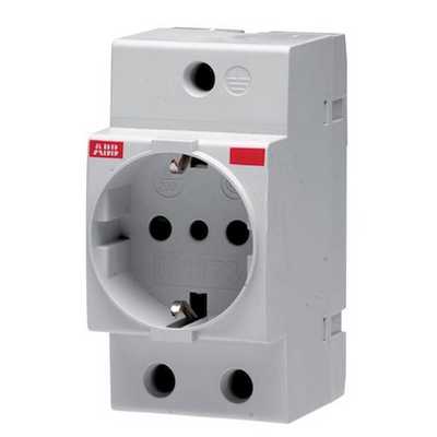 Розетка ABB 2CSM110000R0701