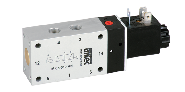 Электромагнитный клапан Airtec ME-07-511-HN-142, 5/2-ходовой, с механической пружиной возврата, номинальный размер 9 мм, соединение G1/4, напряжение питания 24 В DC, степень защиты IP65