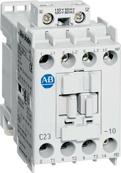 Контактор Allen-Bradley 100-C09D10, 3 полюса, 9 А, катушка 120 В AC, 1 нормально открытый вспомогательный контакт, винтовые клеммы