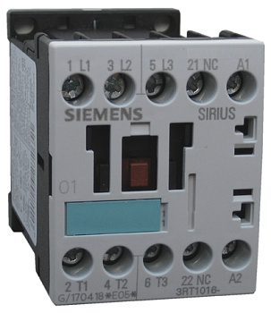Контактор Siemens 3RT1016-1AD02, 3-полюсный, 9 А, 4 кВт при 400 В, катушка управления 110 В AC, 1 НЗ контакт, типоразмер S00, винтовые клеммы